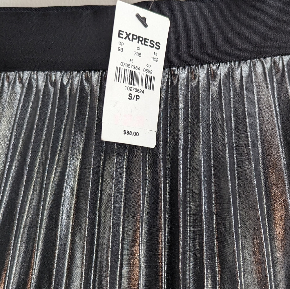 Express - Picture 2 of 3